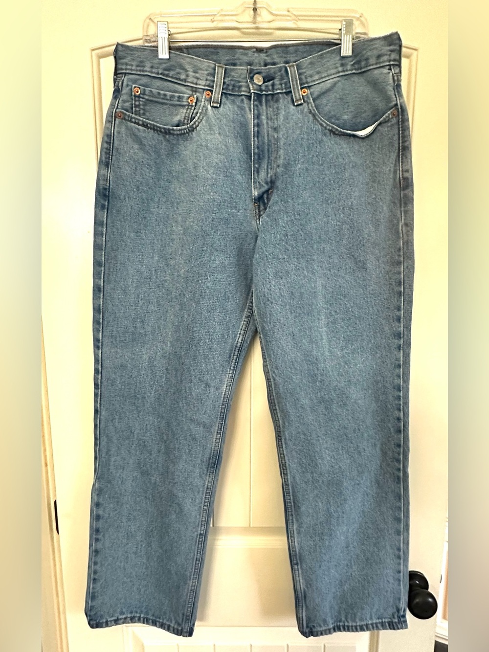 Levi’s 550 Classic Men's Blue Denim Jeans 34/30